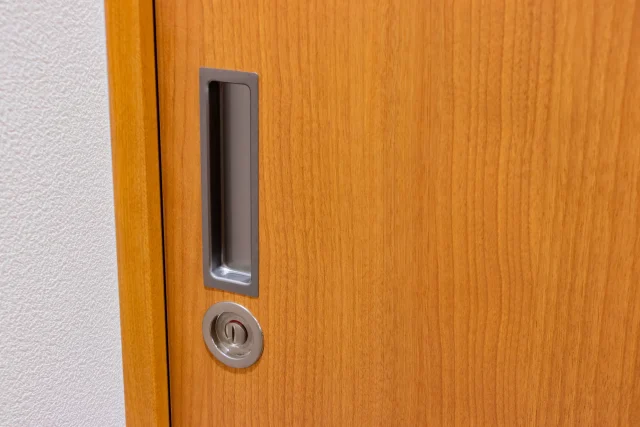 引き戸の鍵は設置場所と目的でどう選ぶ？
