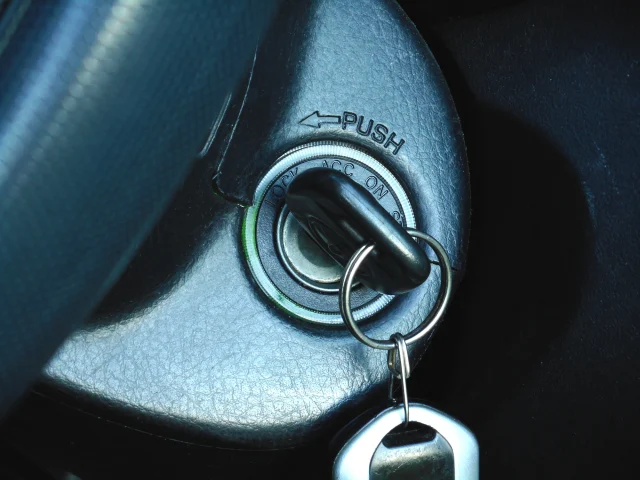 鍵屋に電話するその前に！無料・格安で解決できる3つの方法