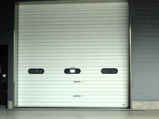 シャッターの鍵交換を任せられる業者の見分け方
